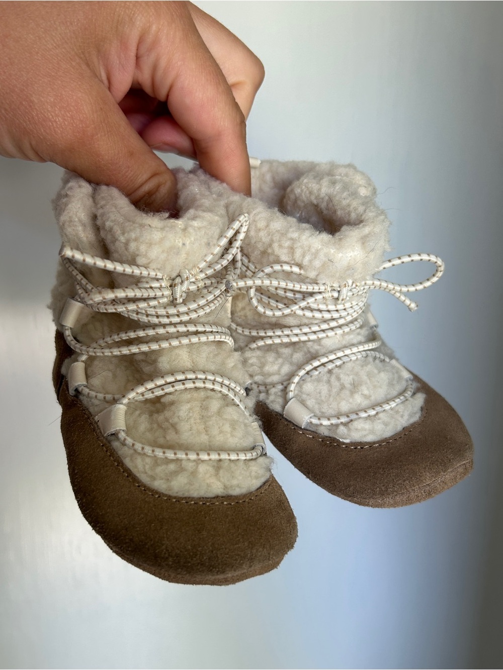 Robeez Fur Booties Size 6-12 Months